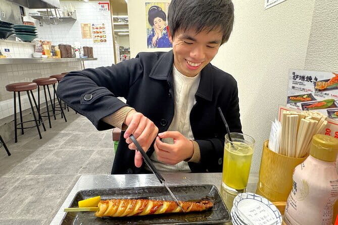 1.5 Hour Food Tour at the Kuromon Market in Osaka - 1-hour tour flow: how your guided tastings actually pace out