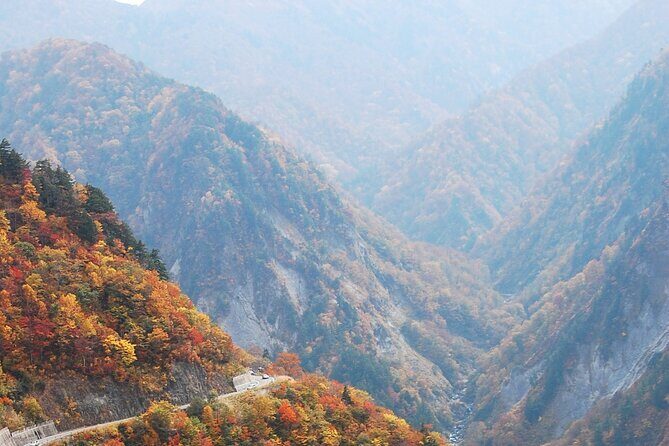 1 Day Tour from Kanazawa Tedori Gorge White Road and Shirakawa Go - Key Points You’ll Care About