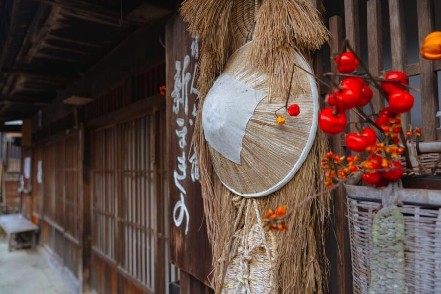 1-Day Tour from Nagoya: Hiking the Historic Nakasendo Trail - From Nagoya Station to Edo-Era Streets: How the Day Gets Going