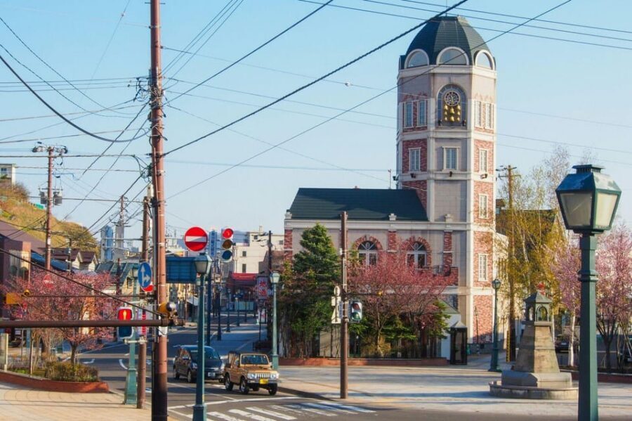 1-Day Tour Sapporo: The port city of Otaru & Local Brewery - The Otaru Steam Clock: a Vancouver gift with hourly steam and music every 15 minutes