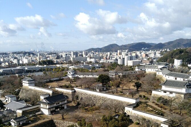 2.5 Hour Private History and Culture Tour in Himeji Castle - How the Guide Tailors the Story to Your Group