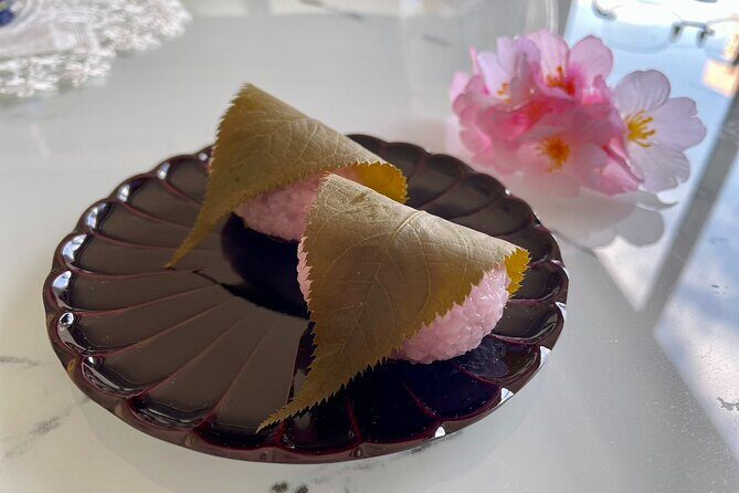 2 Hours Mochi &Nerikiri Making & Matcha Class in Bunkyo - Before you go: small prep that helps a lot