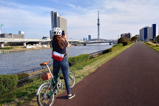 3-Hour Tokyo Private E-Bike Tour Starting from Your Hotel - Stop-by-stop: from Tokyo Tower views to Shibuya Crossing energy