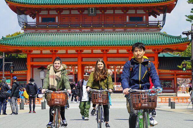 4.5-Hour Kyoto Bike Tour with Lunch and UNESCO Zen Temples - Kyoto Bike Tour Logistics: Meeting Point, Small Group, and Riding Reality