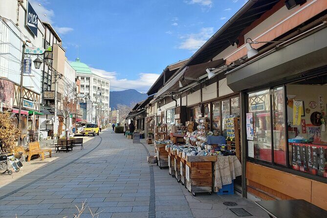 4 Days Central Japan Tour from Nagano to Kanazawa - Price and logistics: what $827.44 buys (and what it doesn’t)