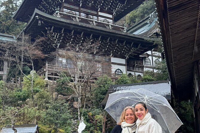 4 Hour Miyajima PRIVATE Tour - Tahōtō Pagoda and Momijidani Park: two different kinds of Miyajima calm
