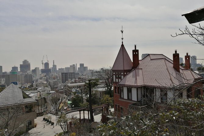 4-Hour Multicultural Kobe Walking Tour with Genuine Kobe Beef - Stop 3: Kitanocho Hiroba for a panoramic view of Kobe