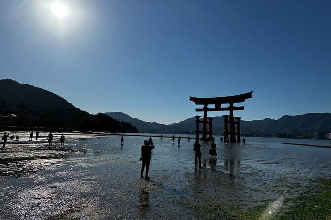 4 Hour Private Hiroshima City Walking Tour - Hiroshima Castle: a classic stop with a time-and-context angle