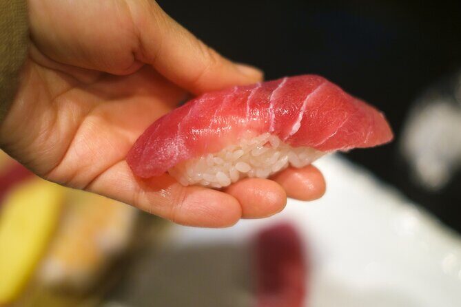 A One-of-a-Kind Sushi Experience in a Special Place of Japan - Lunch is included: around 8 pieces plus miso soup or green tea