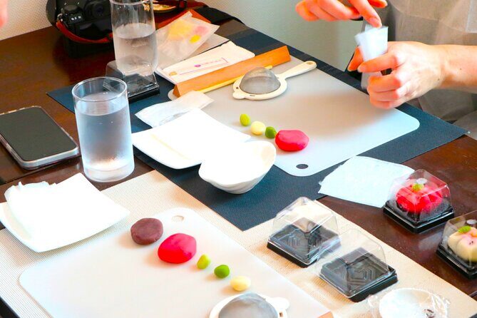 A perfect Japanese experience: Tea Ceremony and Mochi Forming - A century-old Yanaka setting for Nerikiri and tea
