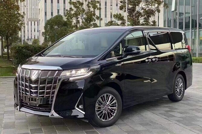 Airport transfer between Haneda and Tokyo or Disney or Yokohama - Baby seats, name cards, and other small add-ons