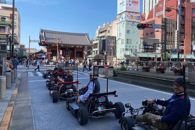 Akihabara: Go-Kart Experience with Local Guide in Tokyo - Group Size and the Solo Kart Detail