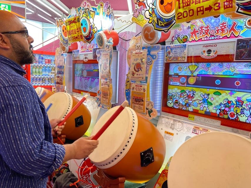 Akihabara: Self-Guided Tour with a special brochure - Price and Value: What $6 Buys in a $-Heavy District