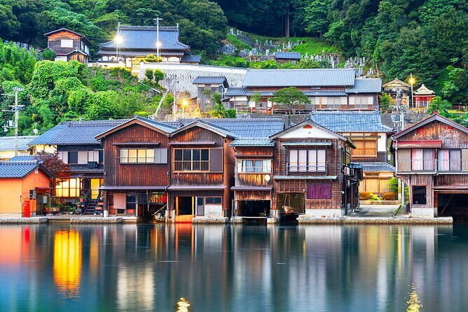 Amanohashidate & Ine Boathouse Full-Day Tour from Kyoto or Osaka - Who should book this tour
