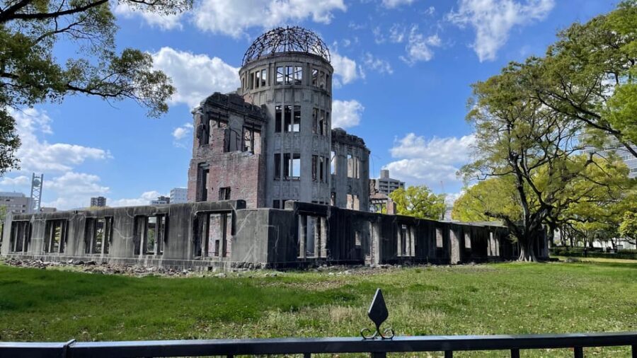 Amazing Hiroshima: Private City Tour with a Local Guide - The morning in Hiroshima: Peace Memorial Park through the A-Bomb Dome