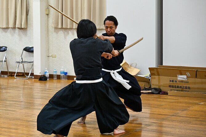 Ancient Katana Training in Kyoto with Local Students - What you actually train: Reihō, Iaijutsu, Kenjutsu