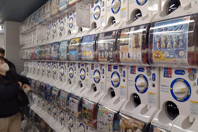 Anime shopping tour in Osaka: figures, Manga, Maid Cafe, Knife - Which route fits you best: quick decision guide