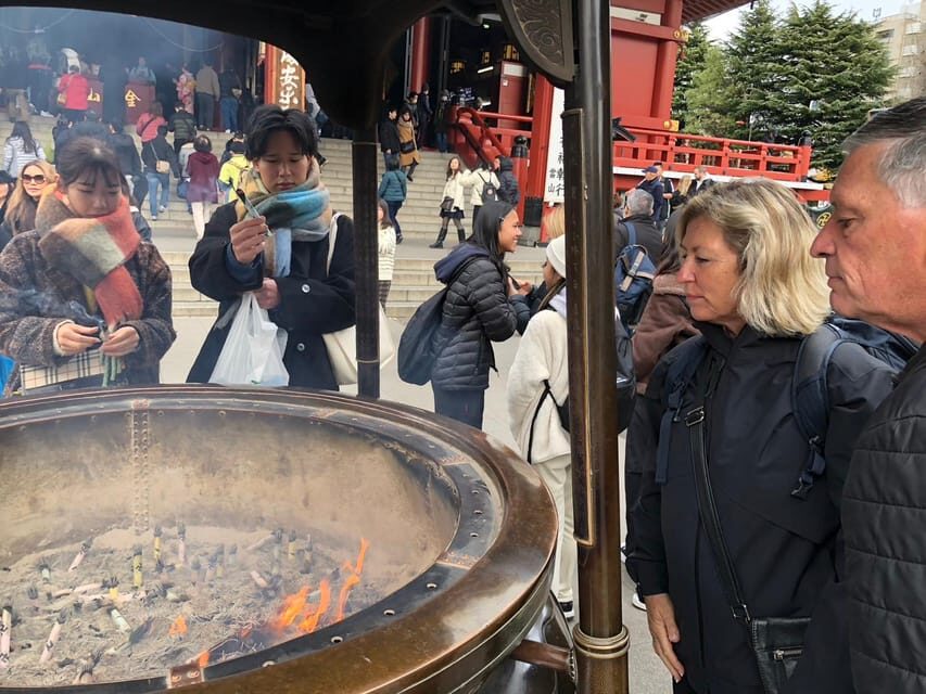 Asakusa Historical And Cultural Food Tour With A local Guide - Hanayashiki Amusement Park: old streets, real fun