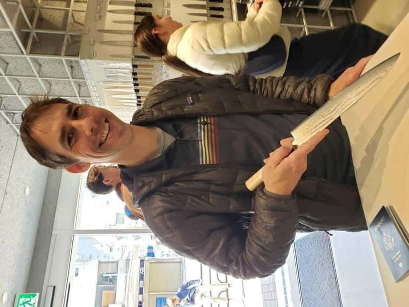 Asakusa: Kitchen knife store visits after history tour - Hōzōmon Gate and Sensō-ji: why the temple stop isn’t just photo time