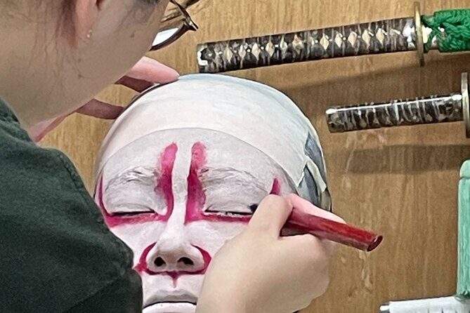Authentic Kabuki Transformation & Mini Performance at Aioiza Gifu - Who should book this Kabuki transformation (and who should think twice)
