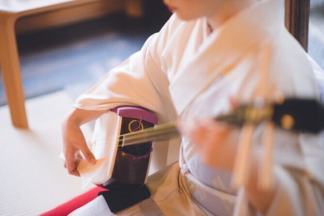 Authentic Kyoto Gion Geisha/Maiko Cultural Experience - Inside the teahouse: meet a maiko or geiko, then watch dance and music