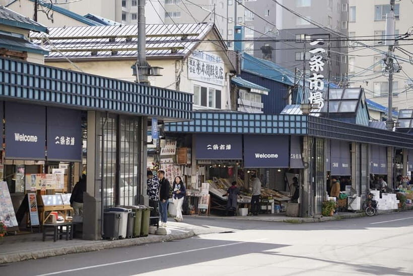 Authentic Sapporo: Nijo Market Seafood Lunch & History Tour - Hokkaido Jingu Tongue: a shrine visit that feels like community life