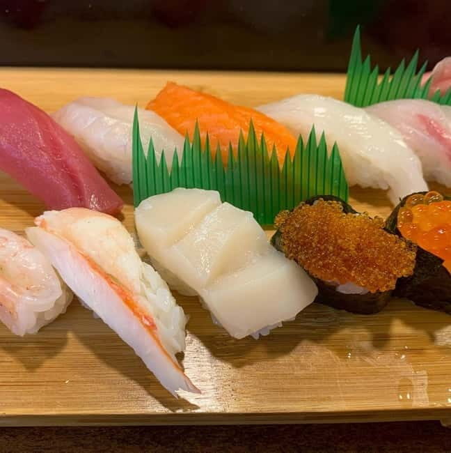 Authentic Sapporo: Nijo Market Seafood Lunch & History Tour - Guide style matters: Tom and Iku set the tone