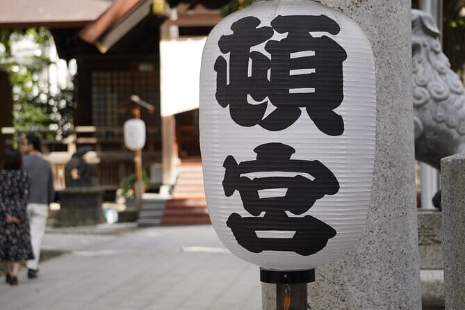 Authentic Sapporo: Nijo Market Seafood Lunch & Local History Tour - Why This Sapporo Food-and-History Walk Makes Sense