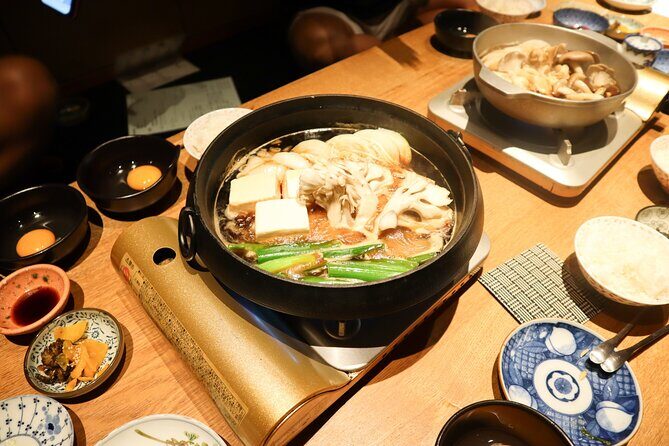 Authentic Sukiyaki Dinner and Life in Shibuya and Nakameguro - Or sing it up: private karaoke with included drinks
