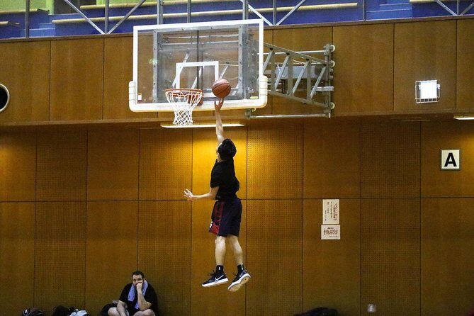 Basketball in Osaka with local players! - Instructor language: English and Japanese, for smoother conversation