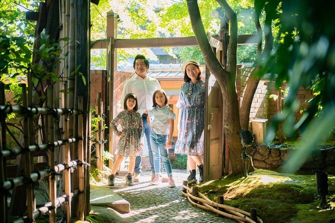 Beautiful Photography Tour in Kyoto - From Hanami-koji to Maruyama Park: the route that keeps your photos varied