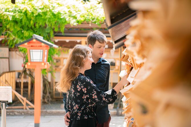 Beautiful Photography Tour in Kyoto - Getting the shot: posing help plus real travel tips