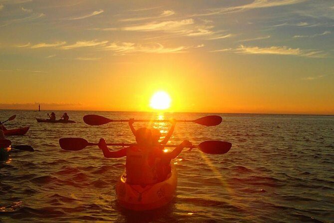 Beautiful sunset kayak tour in Okinawa - Weather reality check: when sunsets get cloudy