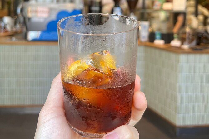 Best of Downtown Tokyo: Nature, Coffee, & Japanese Sweets Tasting - The guide touch: clear explanations and getting oriented fast