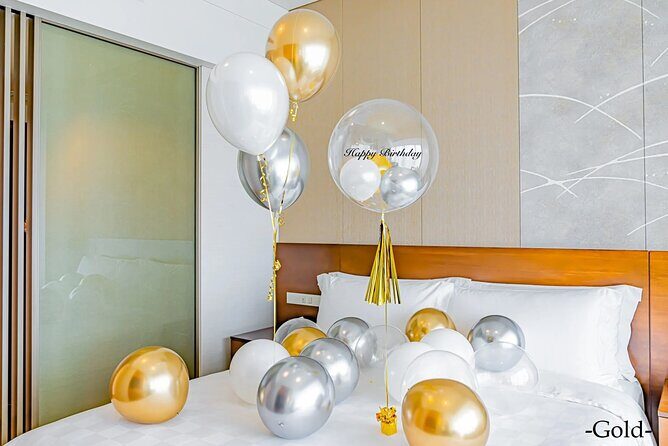 Birthday celebration surprise with balloon decoration! - The Shinbashi Meeting Point: Your Starting Anchor