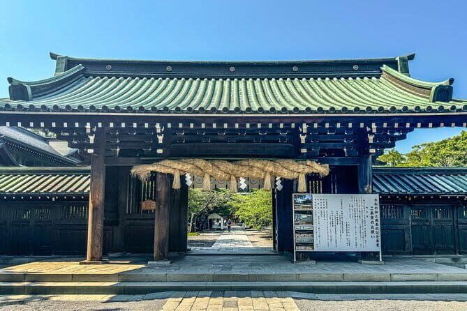 Bullet Train Experience & Mishima Shrine Private Tour from Tokyo - Arriving at Mishima Station: Fuji country without the detour