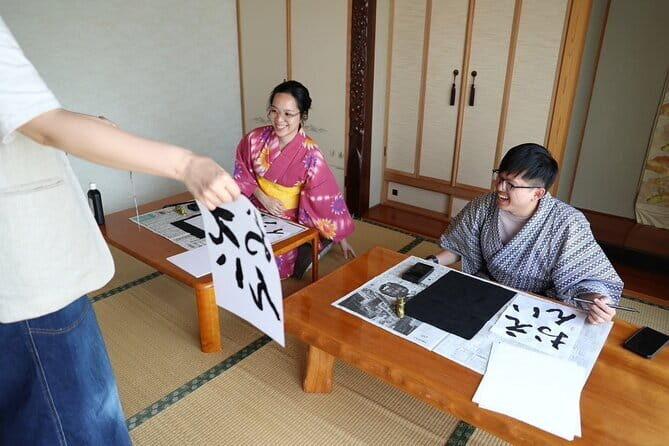 Calligraph Name in Japanese and Dress in Kimono - Getting into a kimono in Japan (including children’s sizes)