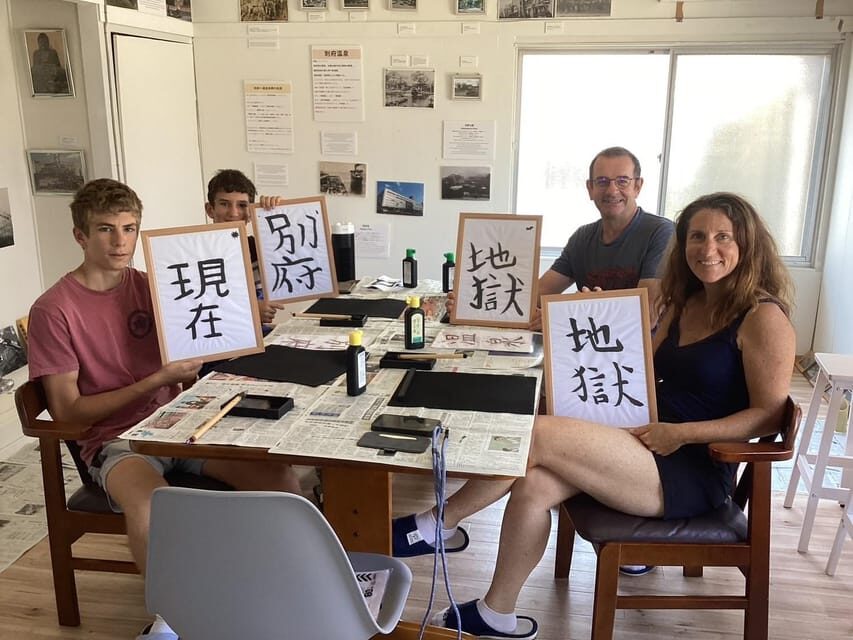 Calligraphy Class for Beginners in a Century-old House - The hour’s rhythm: etiquette first, then brush basics