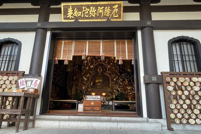 Chair Seat Guaranteed SUMO Practice +Photo +Culture Option - The 20-minute wrestler moment: Q&A and photos up close