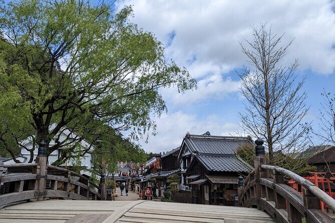 Chartered Private Tour - Tokyo to Nikko, Toshogu, Edo Wonderland - Tosho-gu and Higurashi no mon: Nikko’s best showpiece
