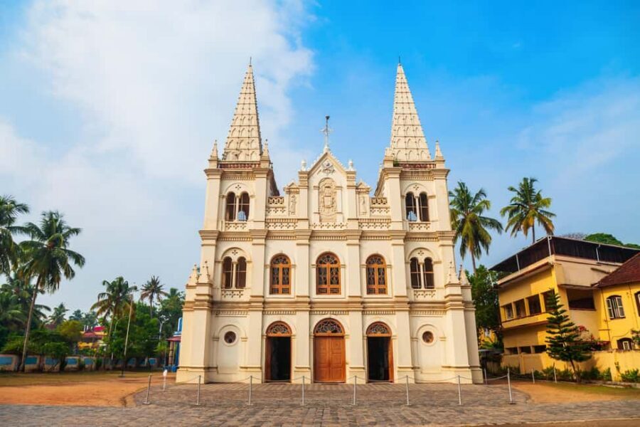 Cochin: 5-Day Private Tour of Munnar, Alleppey & Backwaters - Day 5: Returning to Cochin with Fort Kochi, Mattancherry Palace, and a synagogue stop