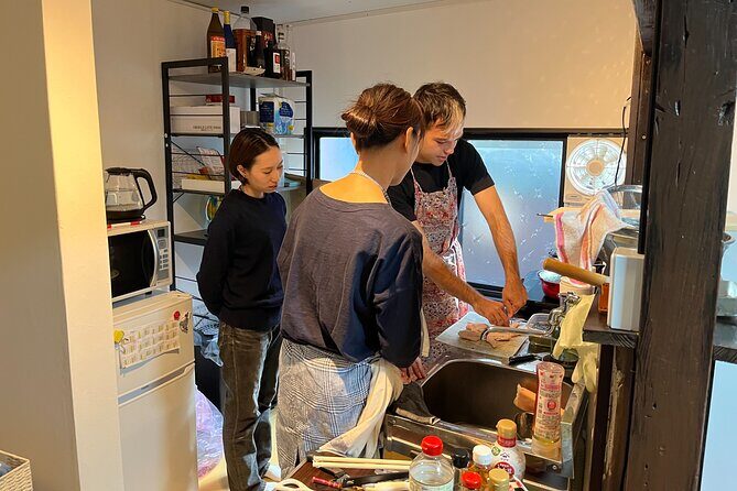 Cooking Class: Make a Local Delicacy in a Japanese House - Entering the old house: why the setting matters