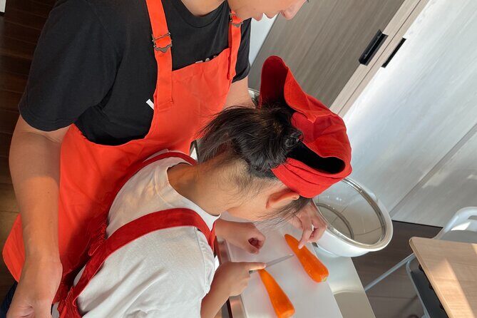 Cooking Ramen&Gyoza/KatsuCurry/Bento/Okonomiyaki+Store Tour@Osaka - Who should book this Osaka cooking class?