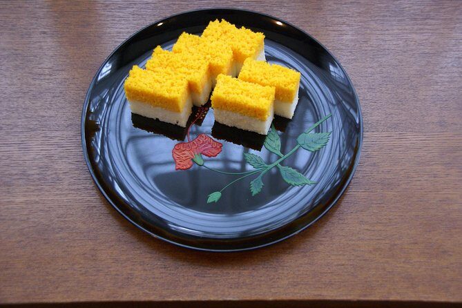 Creative Japanese Cooking in a Beautiful Tokyo Home with Makiko - The Station Meet-Up and Getting Into Makiko’s Neighborhood