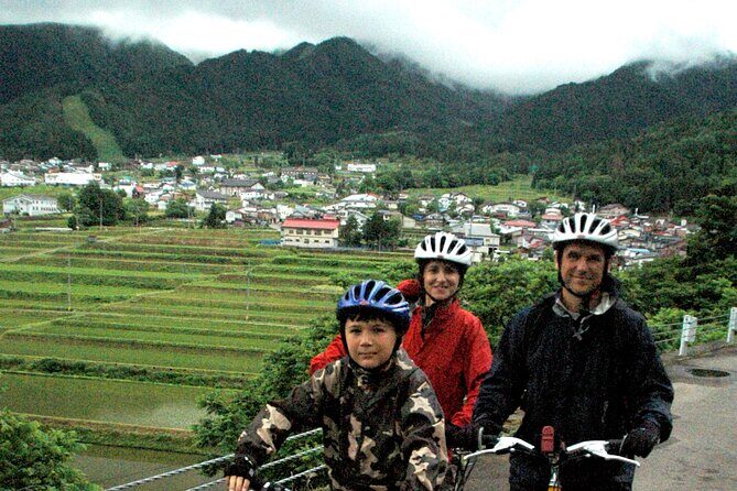Custom Bike and Walk Countryside Adventure in Rural Japan - Day 1: Iiyama’s temple district to Nozawa Onsen tatami nights