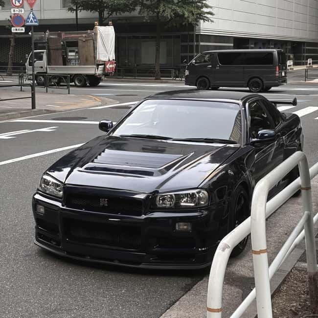 Daikoku: R34 Skyline Night Private JDM Daikoku Experience - Cruising with an R34 Skyline guide: learning the scene while you move