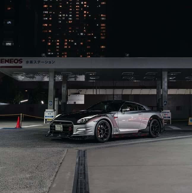 Daikoku & Tokyo JDM Night Tour in R34 or TopSecret R35 GT-R - Autobacs A PIT stop: the best kind of shopping detour