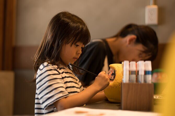 Daruma Doll Painting Workshop in Japan - Choosing From Ten Daruma Colors and Designing Freely