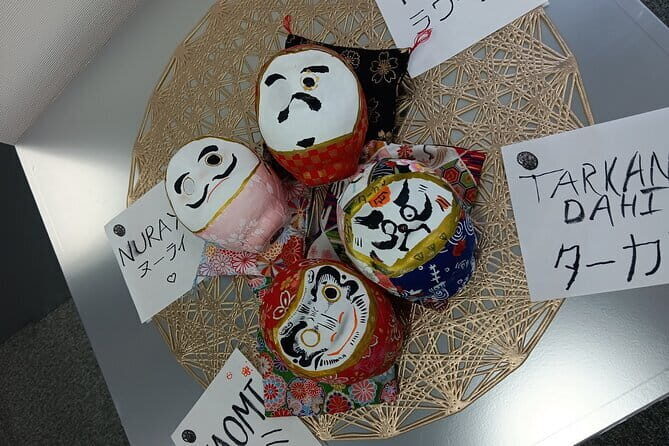 Daruma Workshop by Making your Own Japanese Souvenir in Shinjuku - KUROMAMEDO in Shinjuku: a calm break near Shinjuku Gyoen