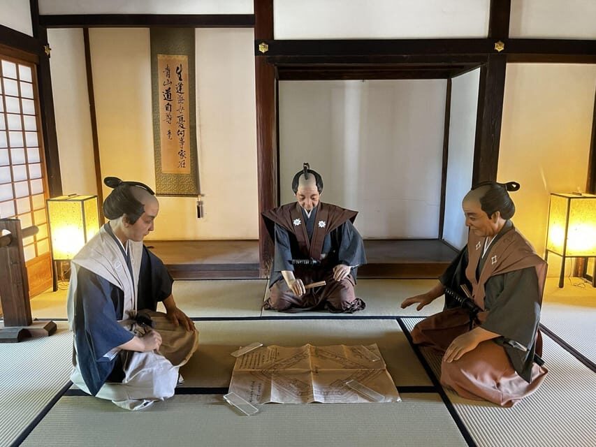 Day Tour from Tokyo : Experience Kawagoe and Edo Japan - Honmaru Palace Castle Remains: Walking the Halls of Edo Power